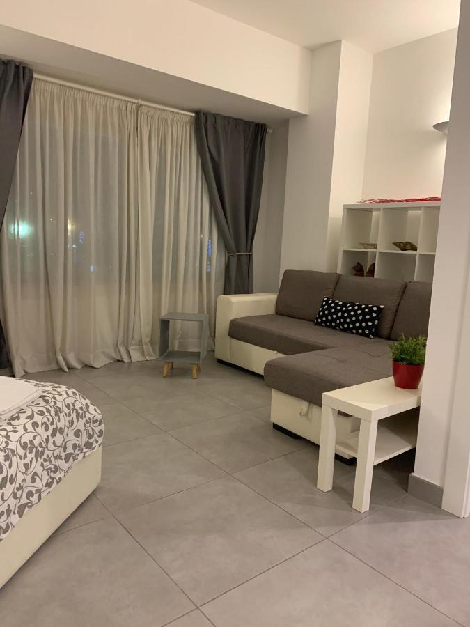 Myb Apartman Nápoly Kültér fotó