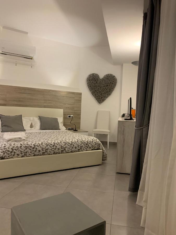 Myb Apartman Nápoly Kültér fotó