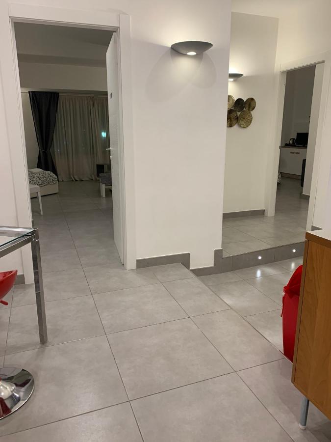Myb Apartman Nápoly Kültér fotó