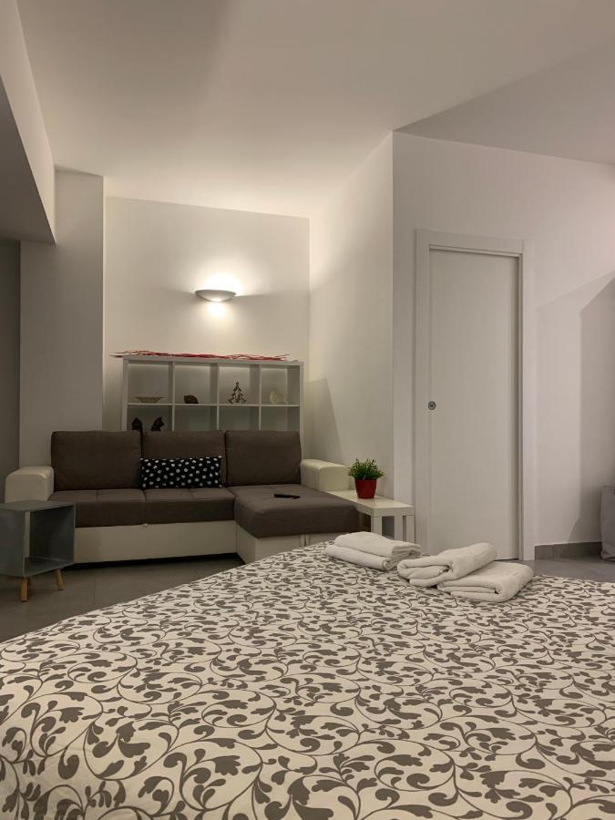 Myb Apartman Nápoly Kültér fotó