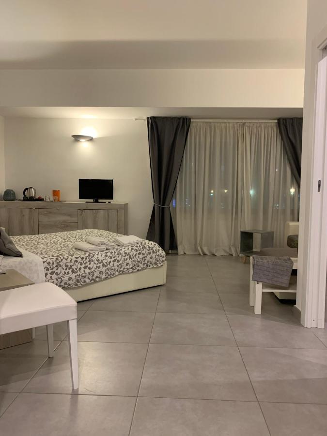 Myb Apartman Nápoly Kültér fotó