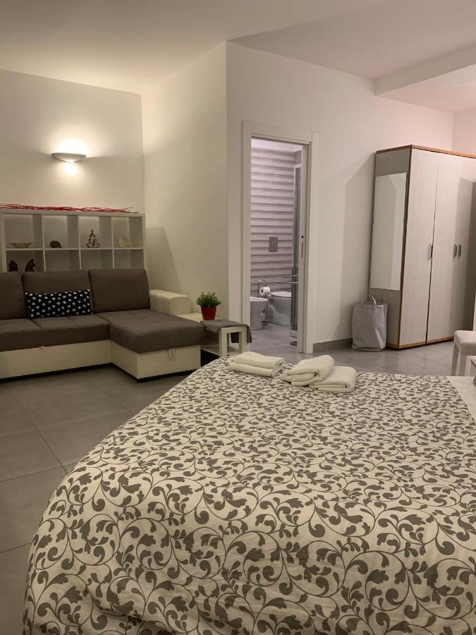 Myb Apartman Nápoly Kültér fotó