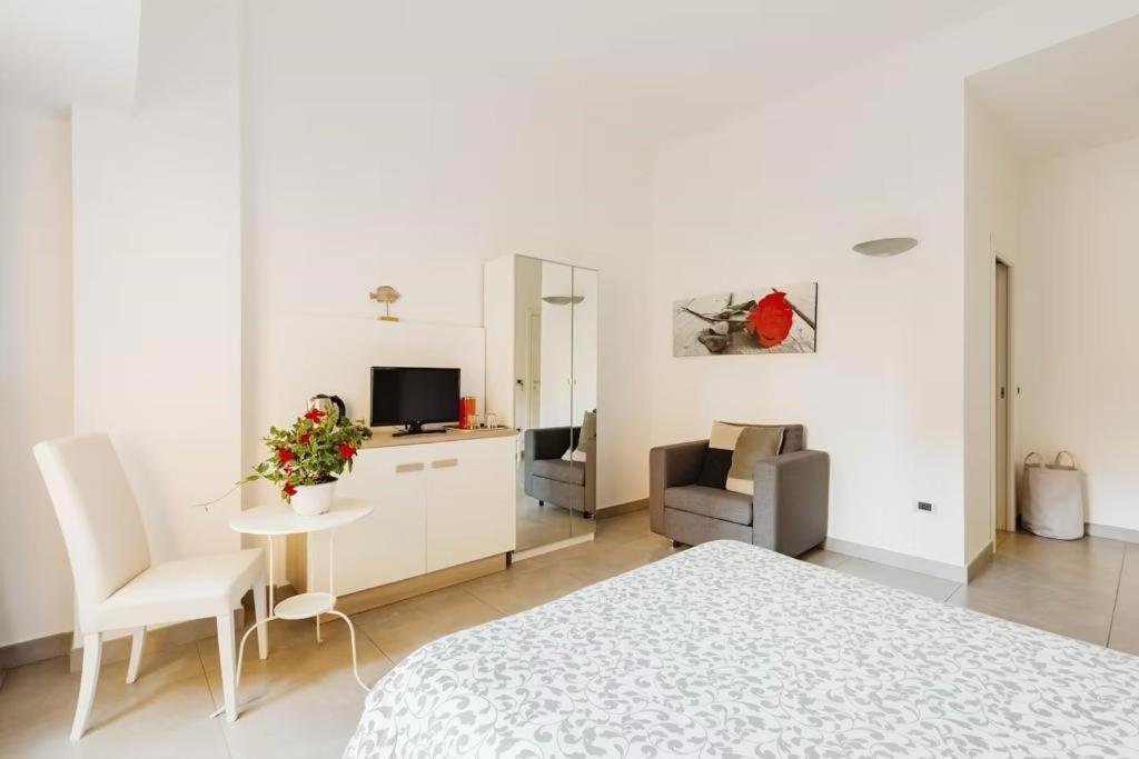 Myb Apartman Nápoly Kültér fotó
